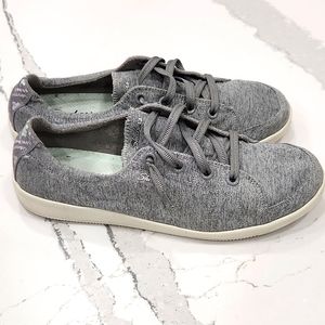 Skechers Memory Foam Sneakers Women 11 Gray Knit Comfort Walking Shoes